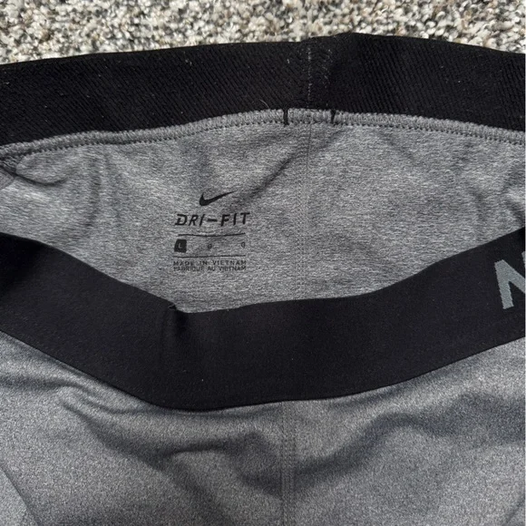 Nike Pro Shorts - Picture 2 of 4
